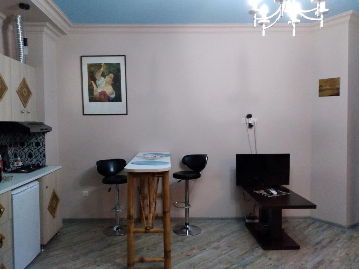 Hostel Retro Batumi Ngoại thất bức ảnh